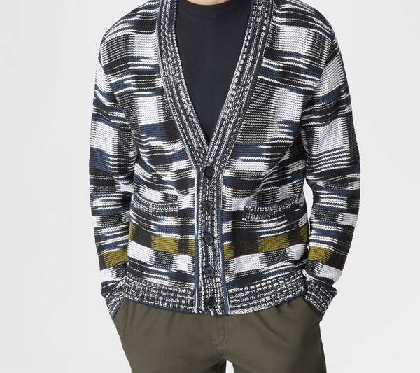KNITWEAR