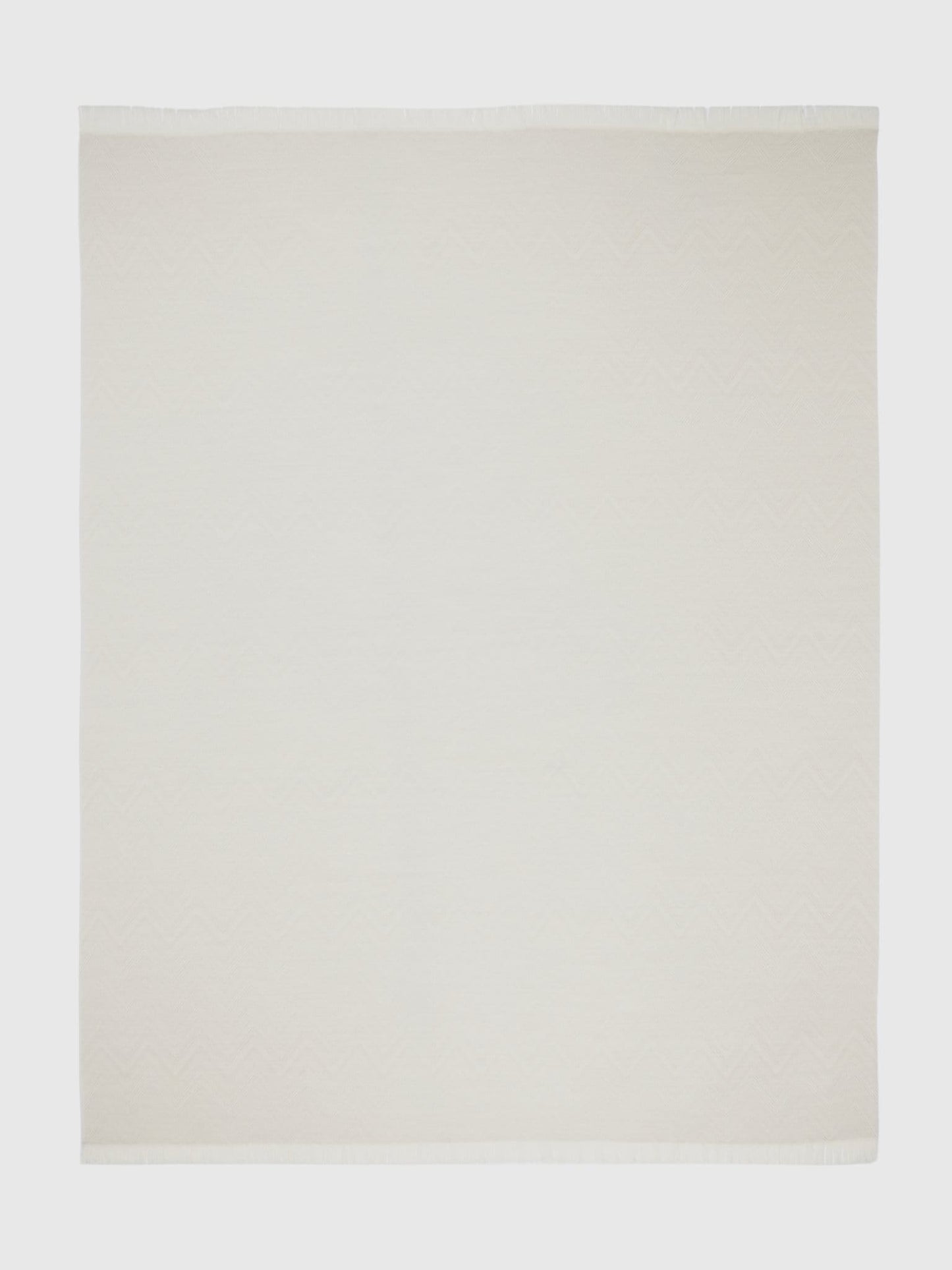121